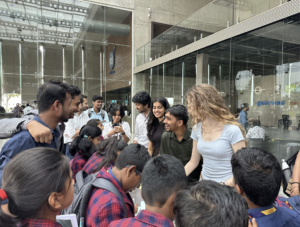 Humanitarian Day – Gratitude Tree